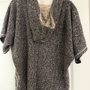 ODDY Gray and Cream Hooded Sweater
